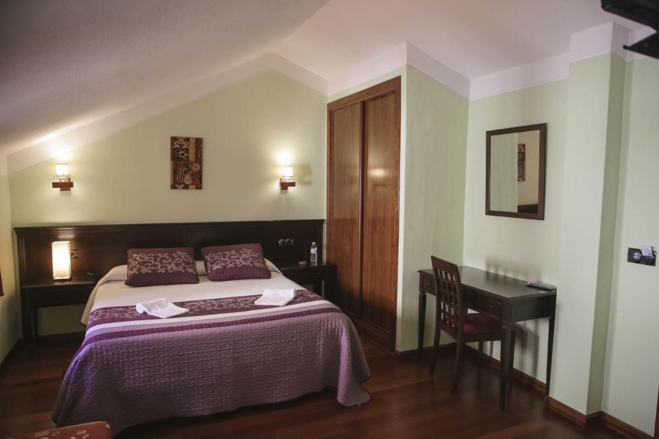 Hospedium Hotel La Fuente Candelario Zewnętrze zdjęcie